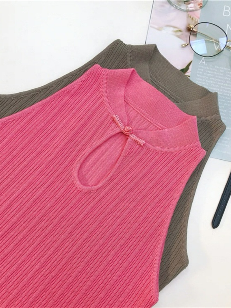 Li Yi Halter Neck Oriental Knit Top