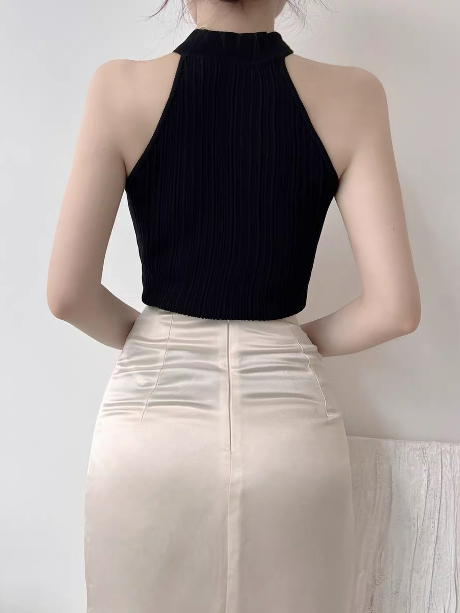 Li Ye Halter Neck Oriental Top