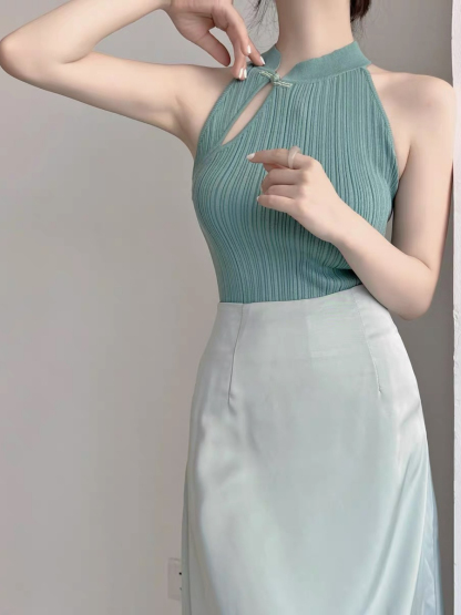 Li Ye Halter Neck Oriental Top