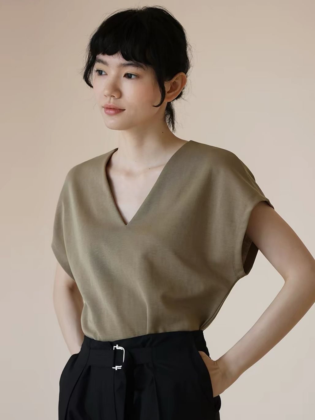 Hutton V-Collar Top