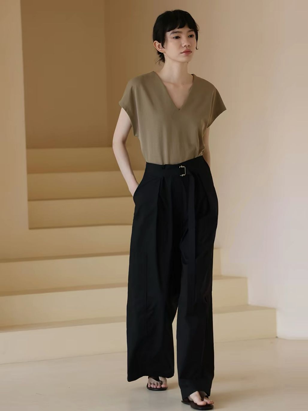 Hutton V-Collar Top