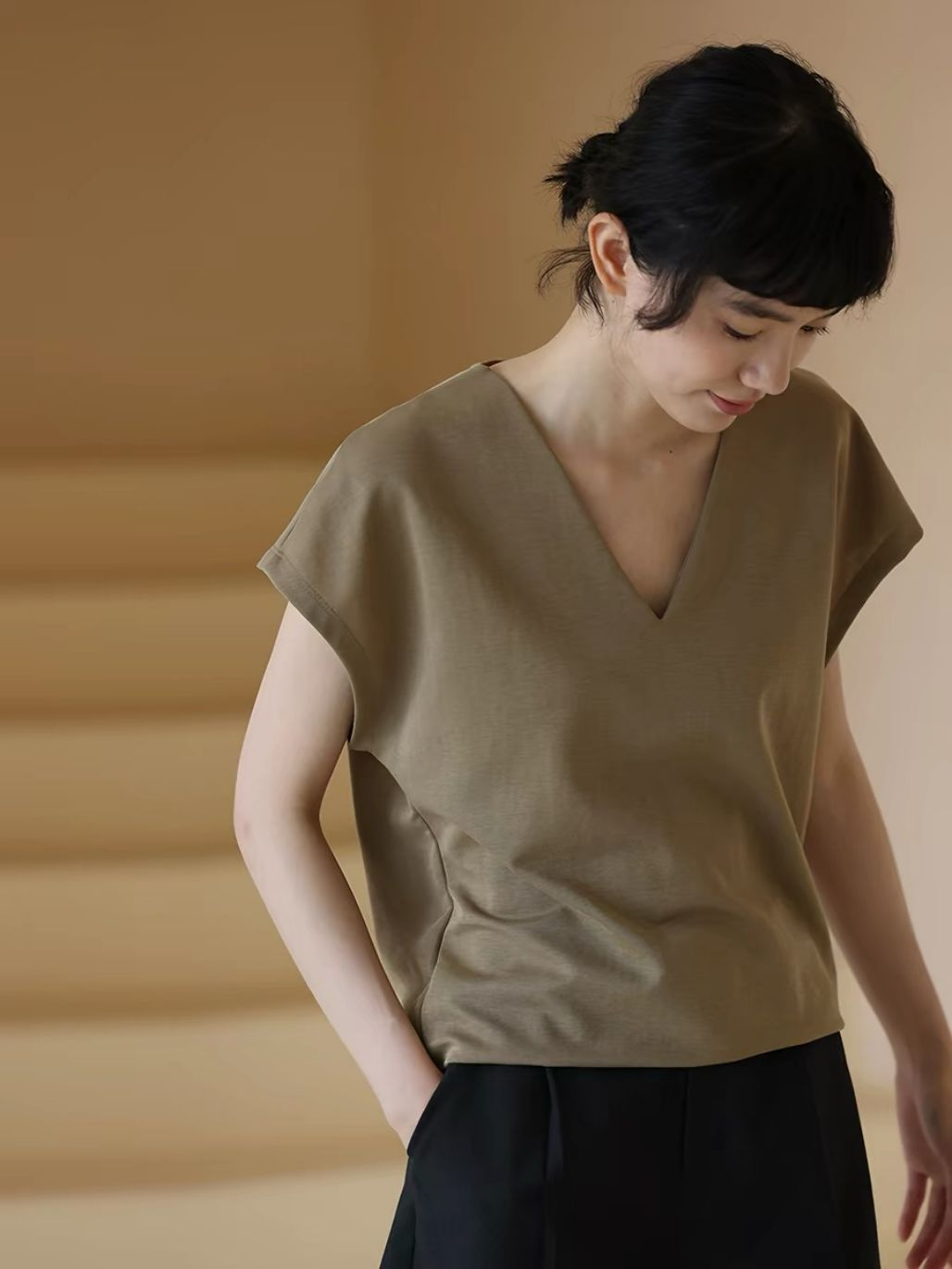 Hutton V-Collar Top