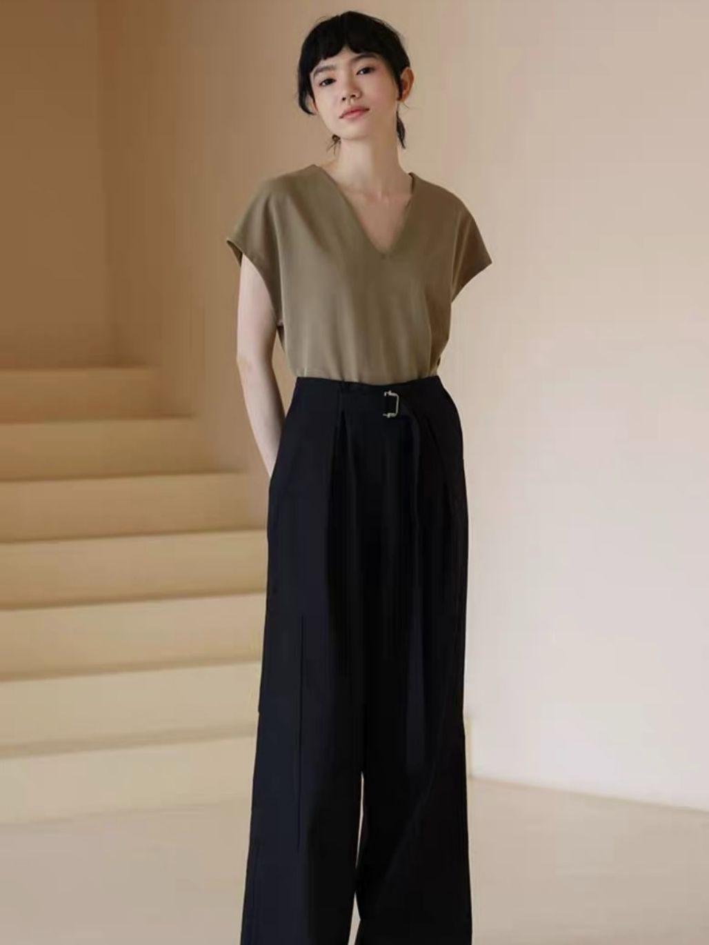 Hutton V-Collar Top