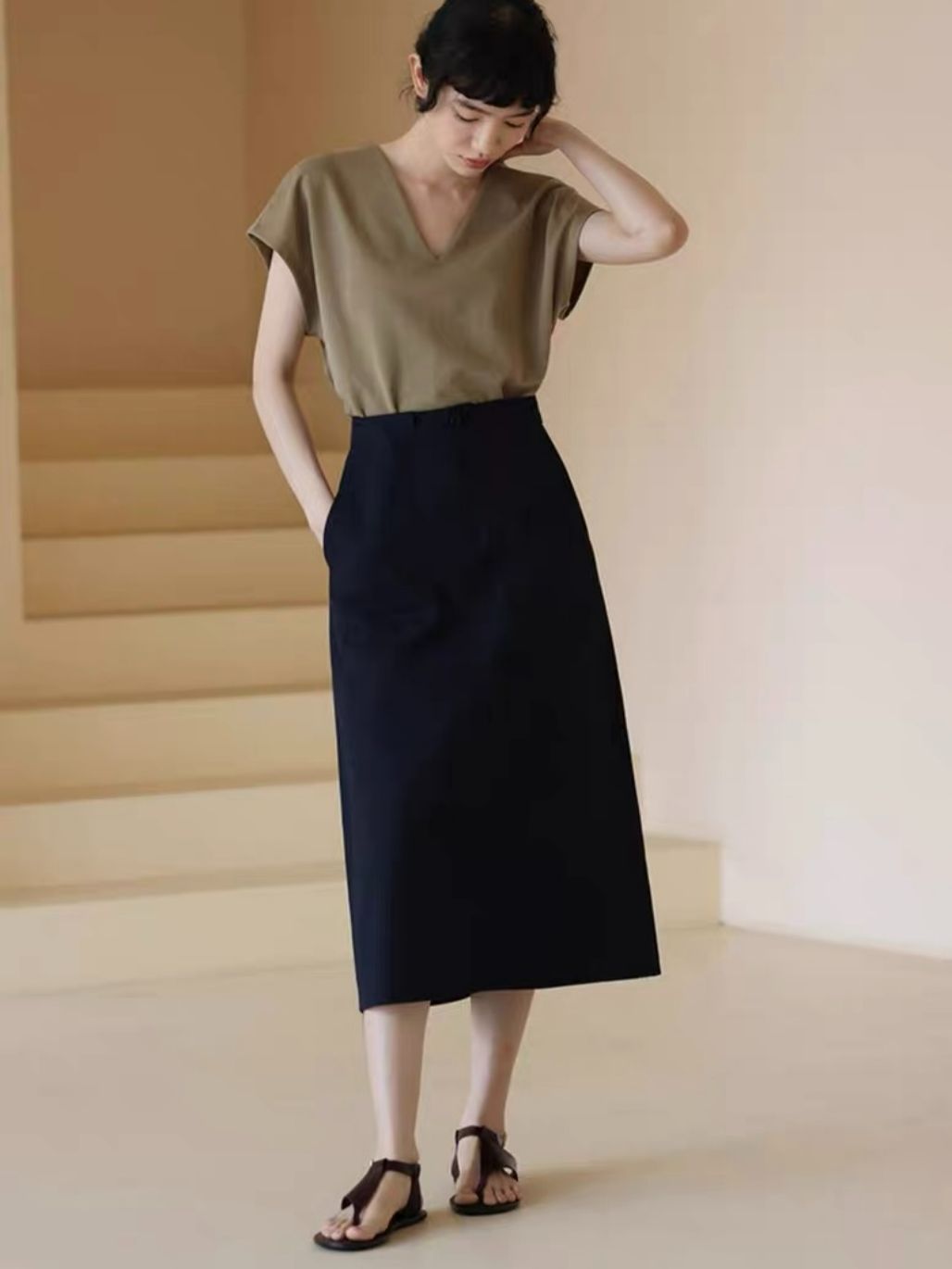 Hutton V-Collar Top