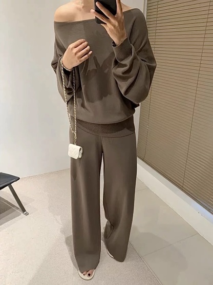 Rachel One/ Off Shoulder Two Way Knit Top & Pants Set