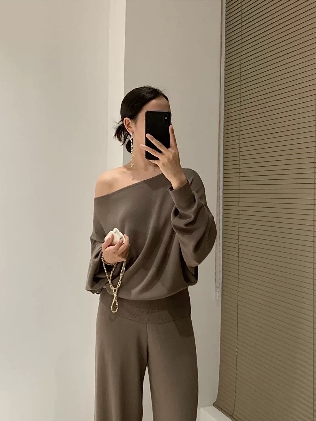 Rachel One/ Off Shoulder Two Way Knit Top & Pants Set-The Black Bow