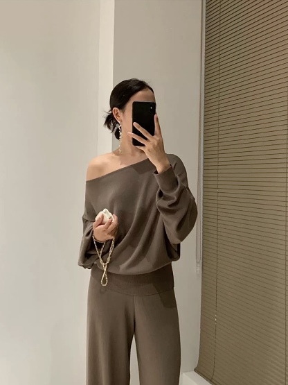 Rachel One/ Off Shoulder Two Way Knit Top & Pants Set