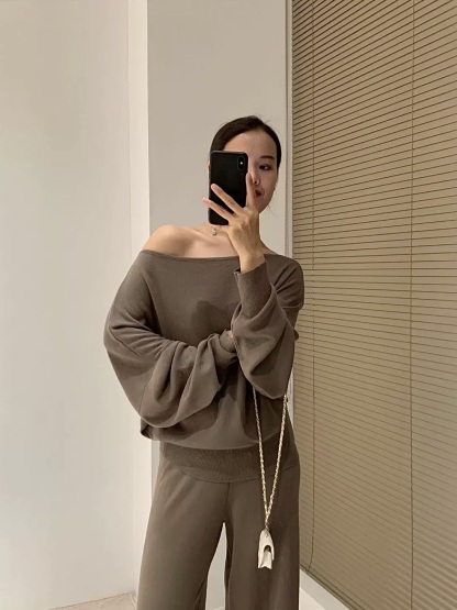 Rachel One/ Off Shoulder Two Way Knit Top & Pants Set