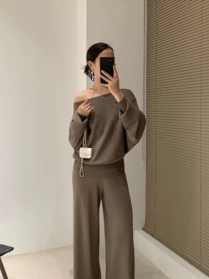 Rachel One/ Off Shoulder Two Way Knit Top & Pants Set