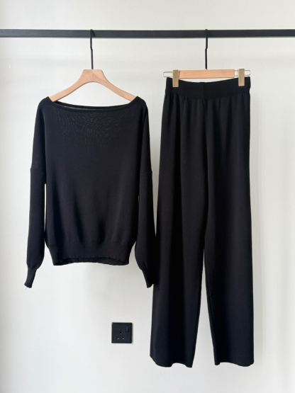 Nyera One/ Off Shoulder Two Way Knit Top & Pants Set