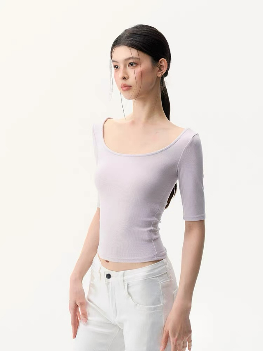 Leng U-Collar Mid Sleeve Top