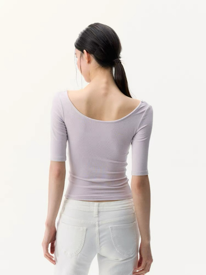 Leng U-Collar Mid Sleeve Top