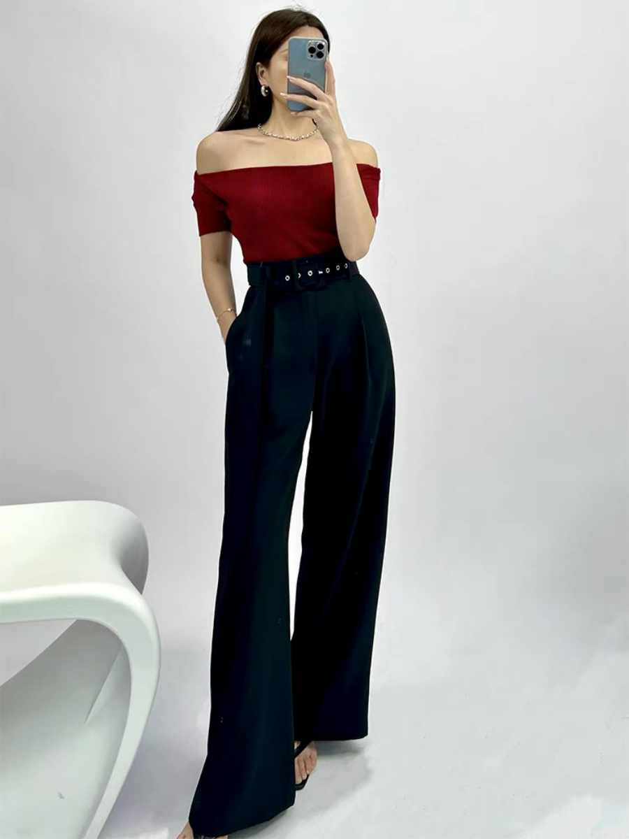 Fabianco Queen Anne Collar Knit Top