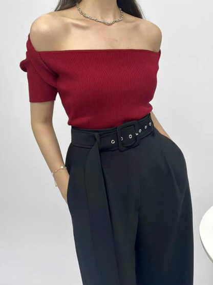 Fabianco Queen Anne Collar Knit Top