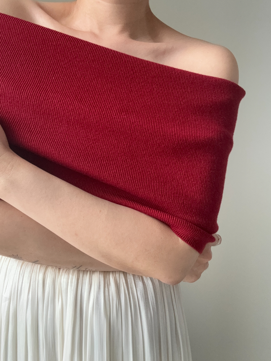 Taana Off Shoulder Knit Top -The Black Bow-