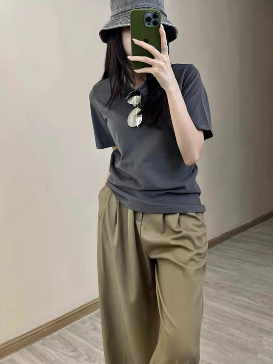 Florence Round Neck Basic Tee