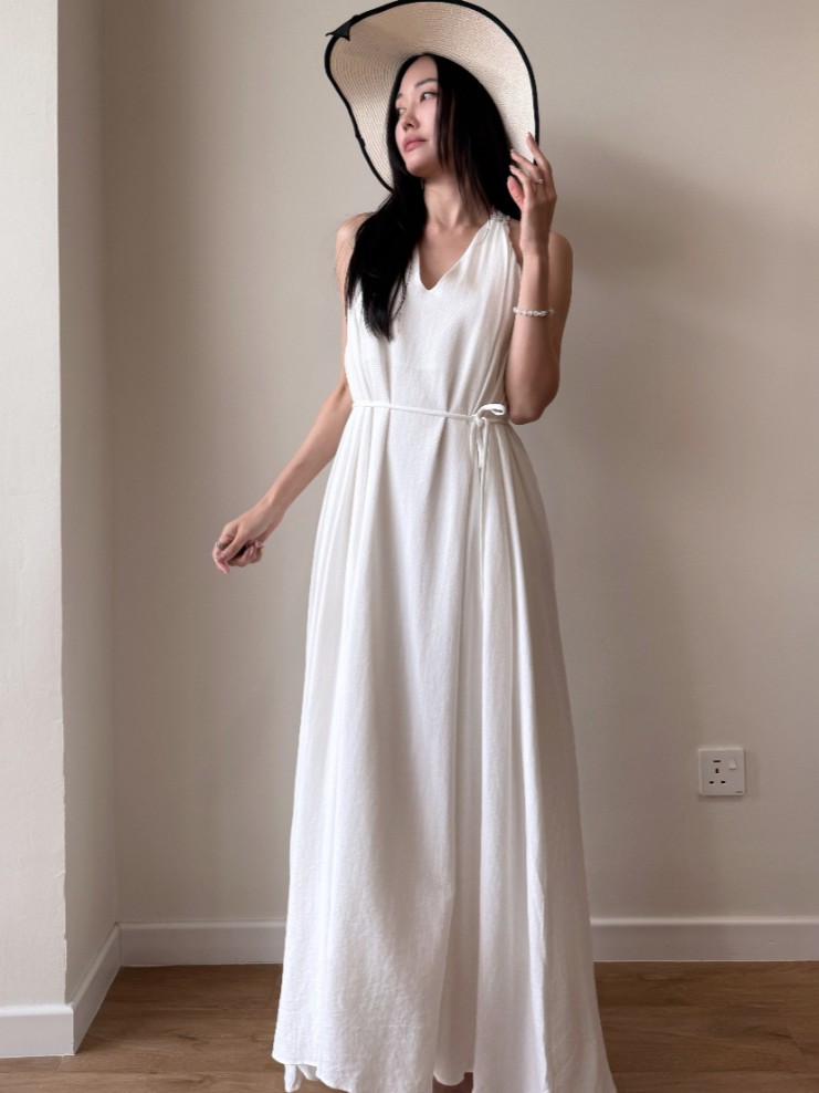 Yohaira Back Lacey Dress