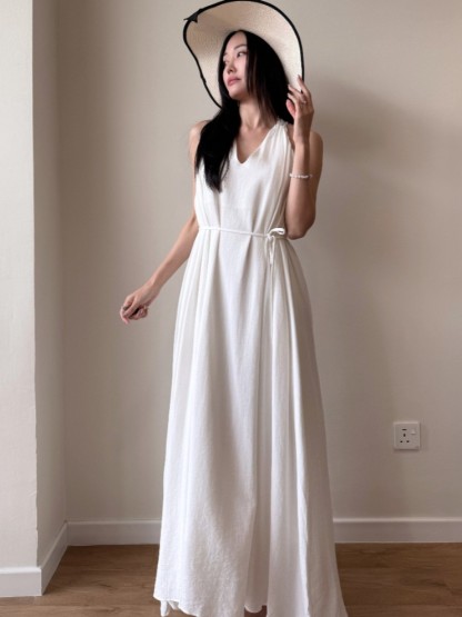 Yohaira Back Lacey Dress