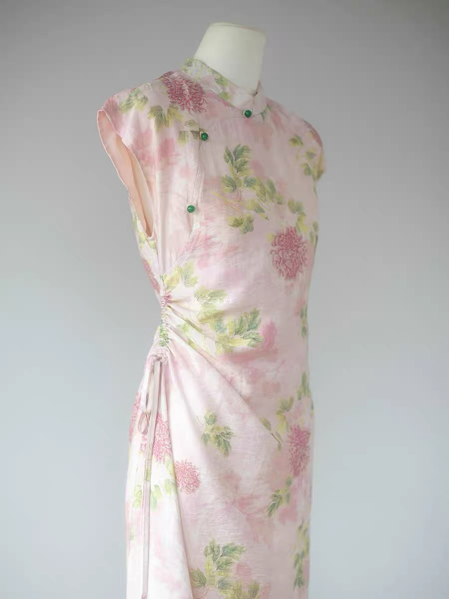 Pan Bi Oriental Dress