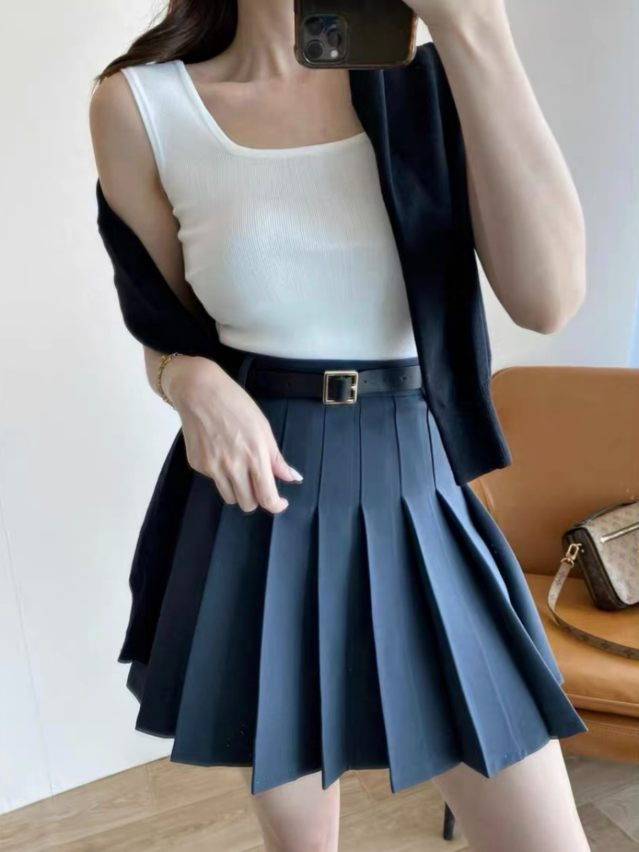 Frida Pleated OL Mini Skort