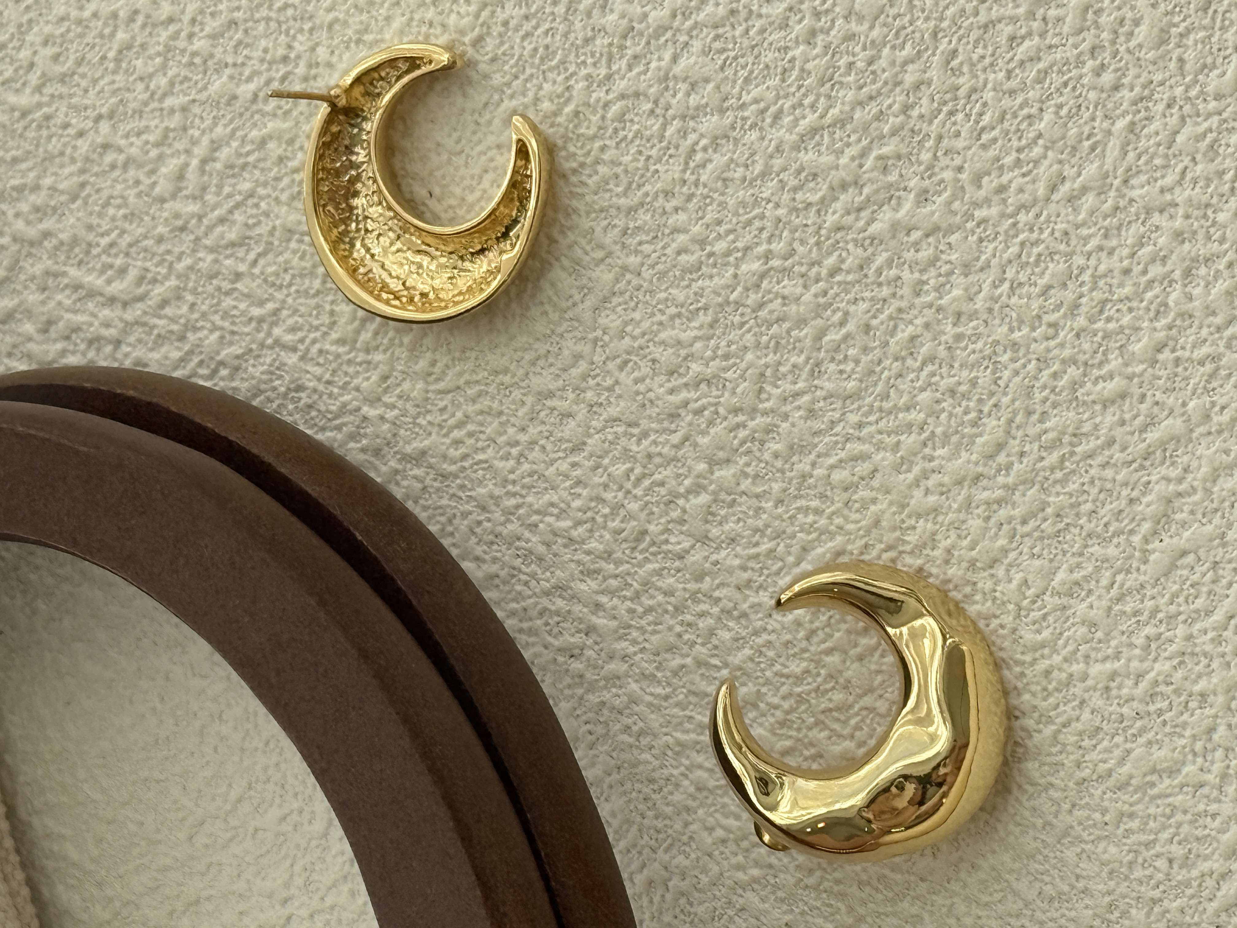 Loo-Na Moon Ear Studs