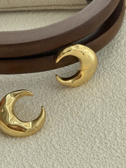 Loo-Na Moon Ear Studs