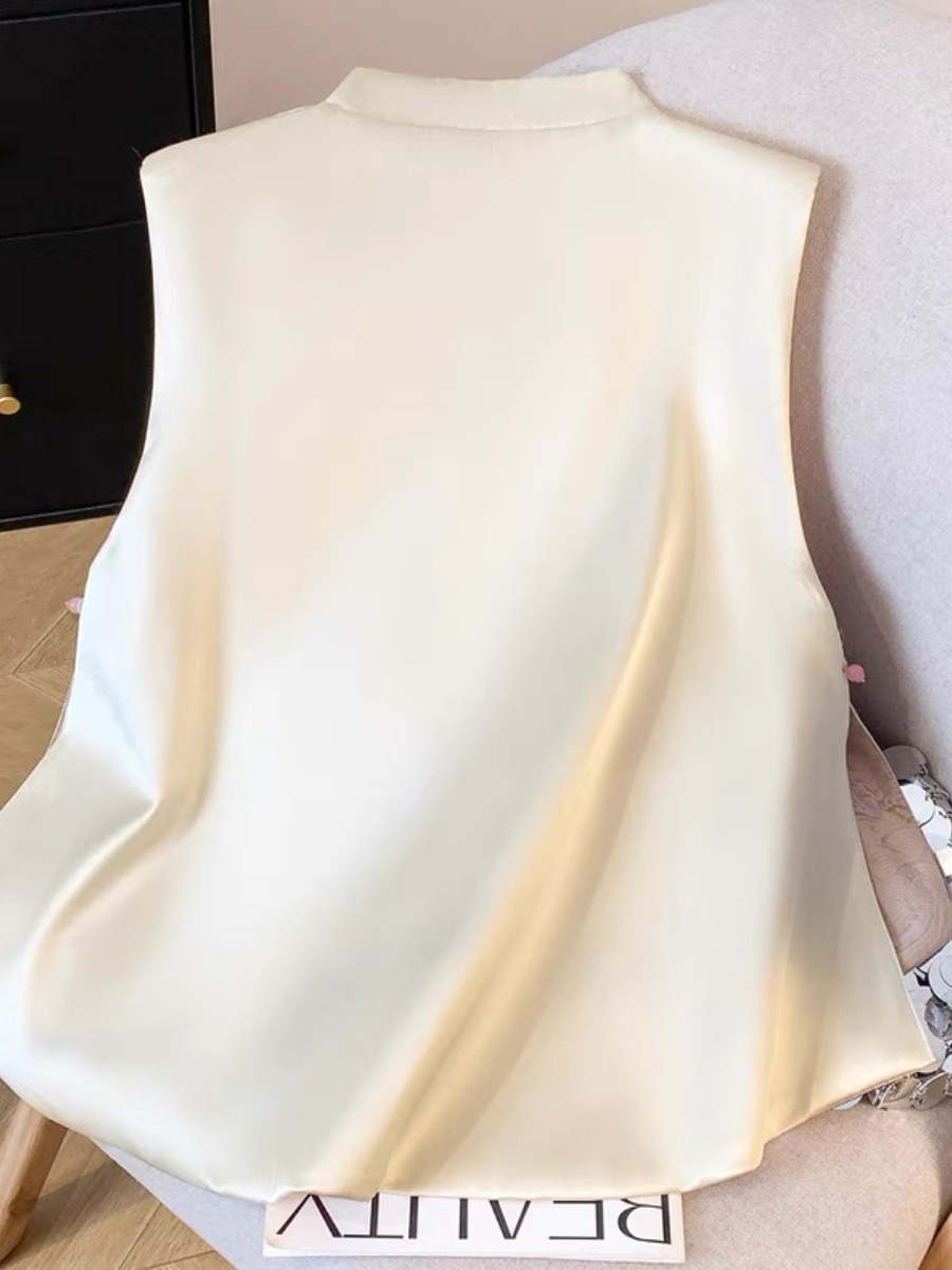 Shuang Qi Two Sided Oriental Vest