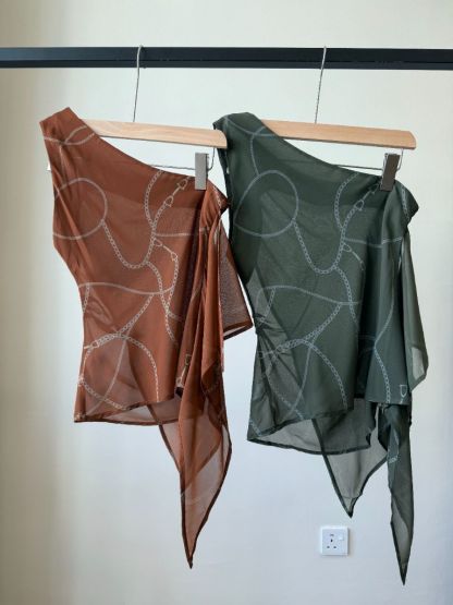 Wynna Graphic Print One Shoulder Top