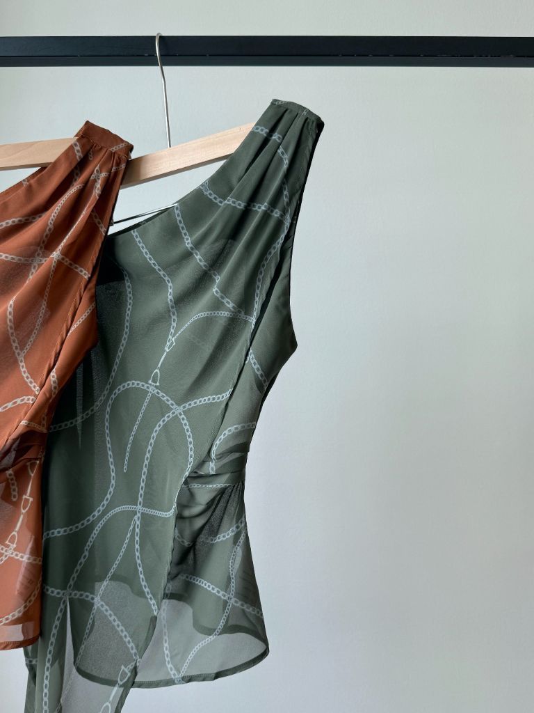 Wynna Graphic Print One Shoulder Top