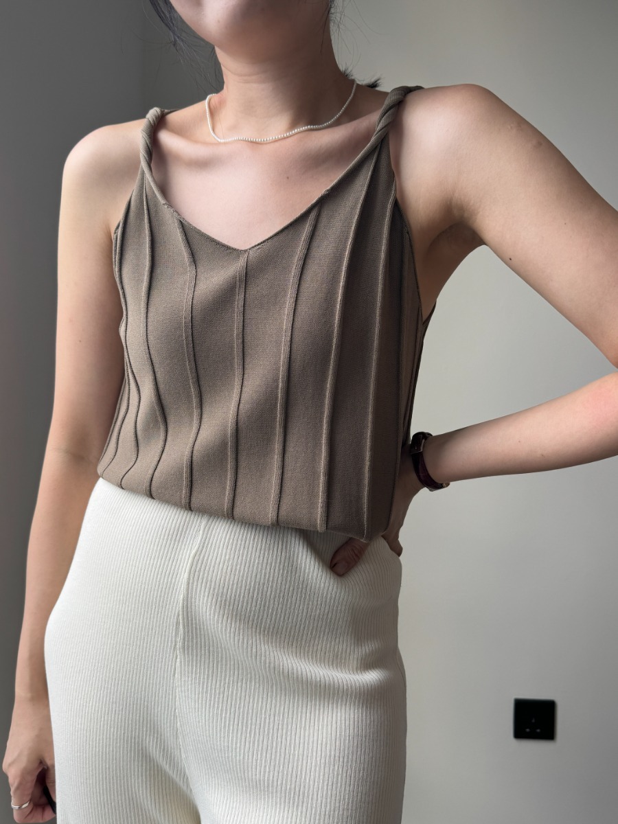 Emmett Twist Knot V-Neck Knit Top-The Black Bow-