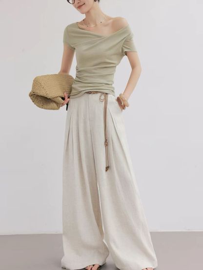 Lobora One Shoulder Top