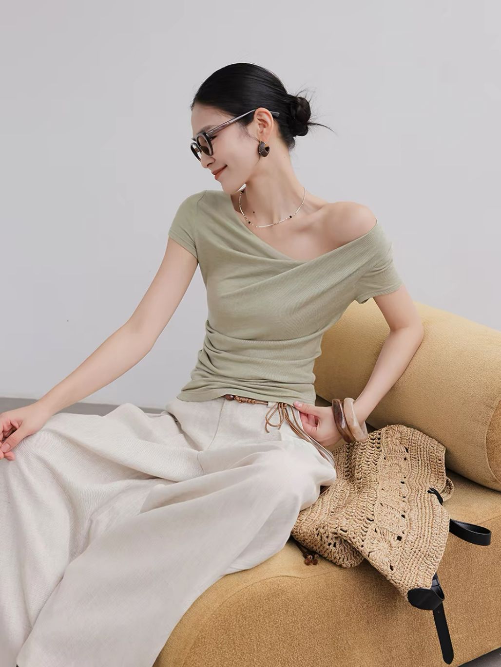 Lobora One Shoulder Top