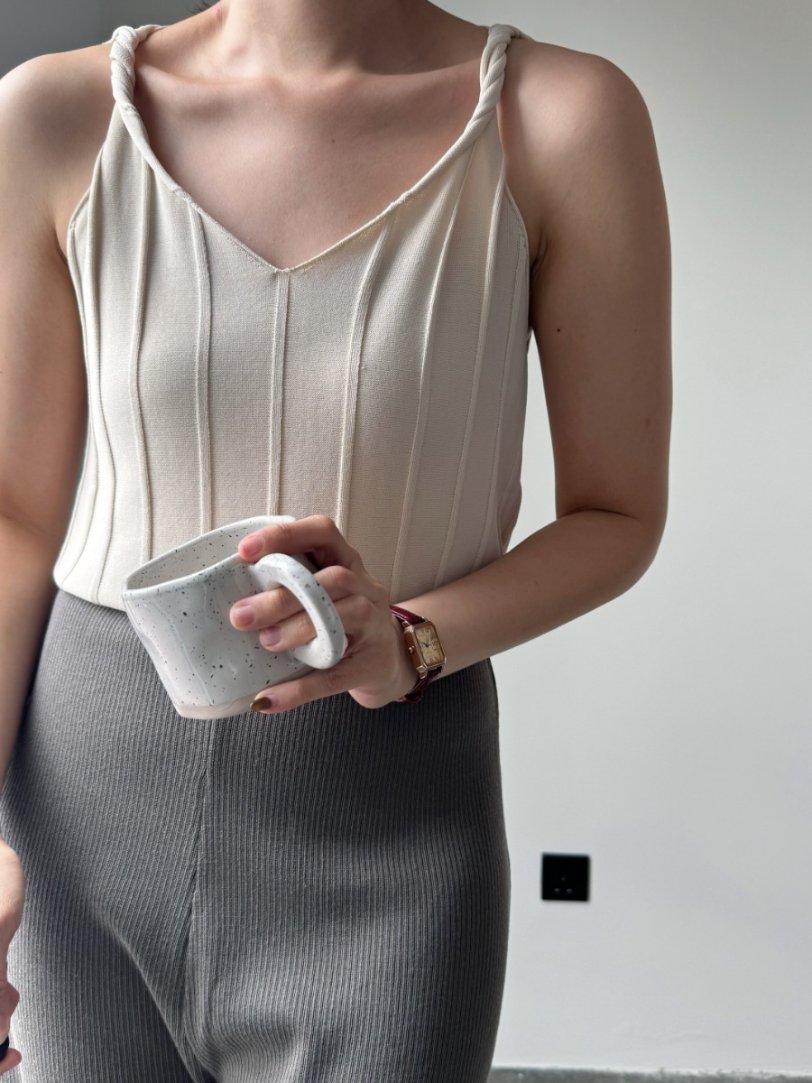 Emmett Twist Knot V-Neck Knit Top-The Black Bow-