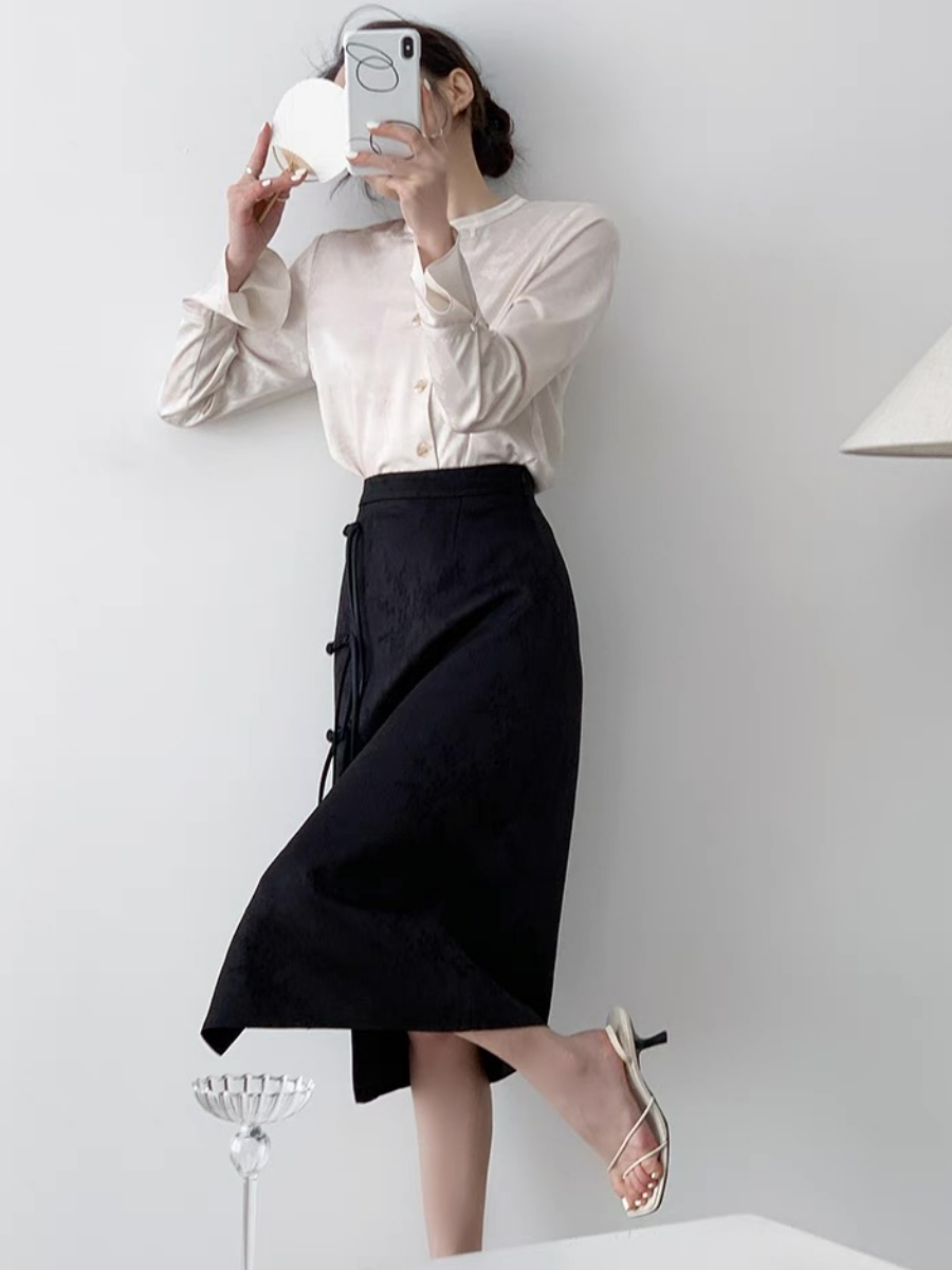 Xin Hua Long Sleeve Oriental  Top