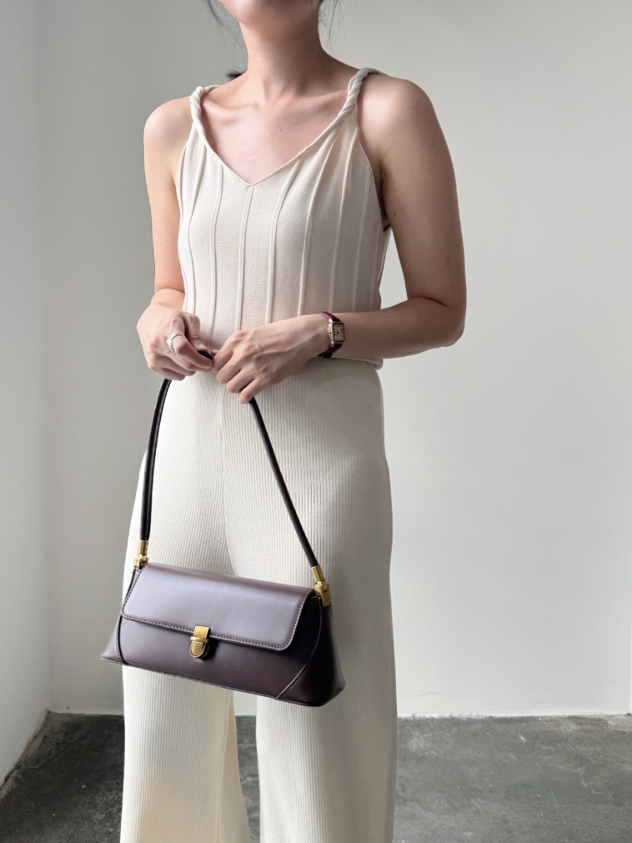 Emmett Twist Knot V-Neck Knit Top-The Black Bow-