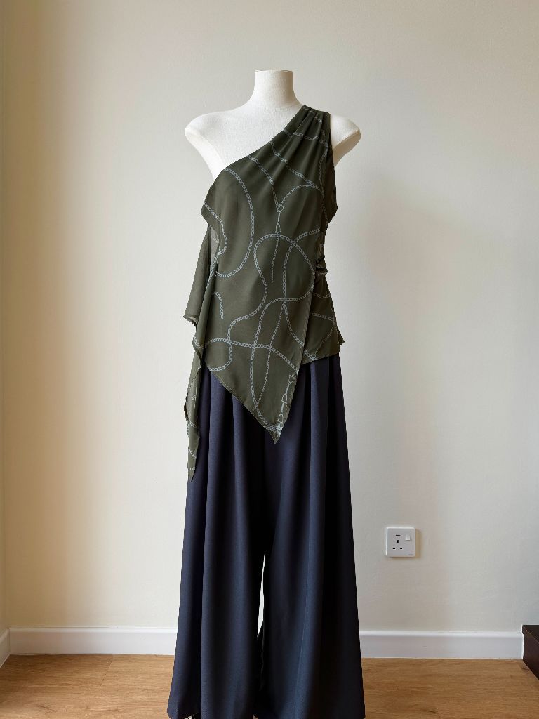 Wynna Graphic Print One Shoulder Top