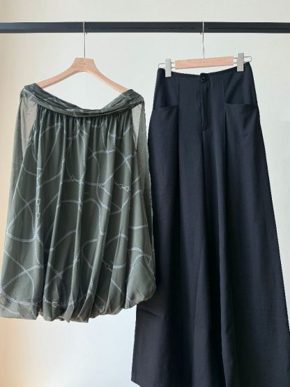 Wanessa Off Shoulder Flowy Top