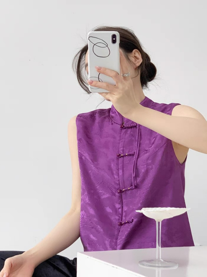 Xin Jie Oriental Vest
