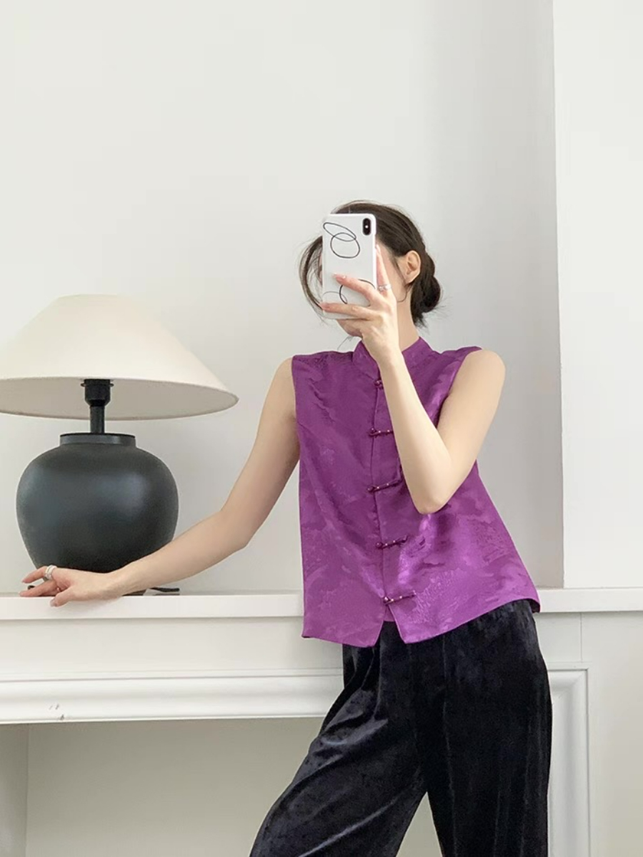 Xin Jie Oriental Vest