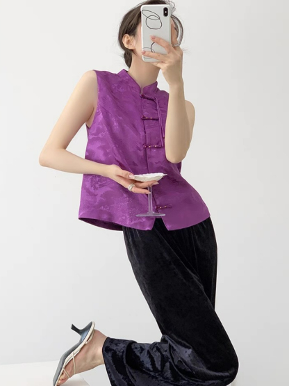 Xin Jie Oriental Vest