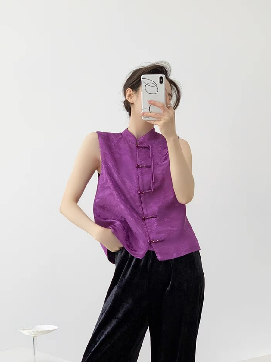 Xin Jie Oriental Vest