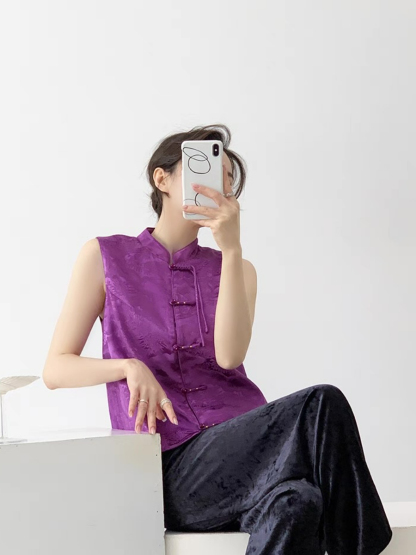 Xin Jie Oriental Vest