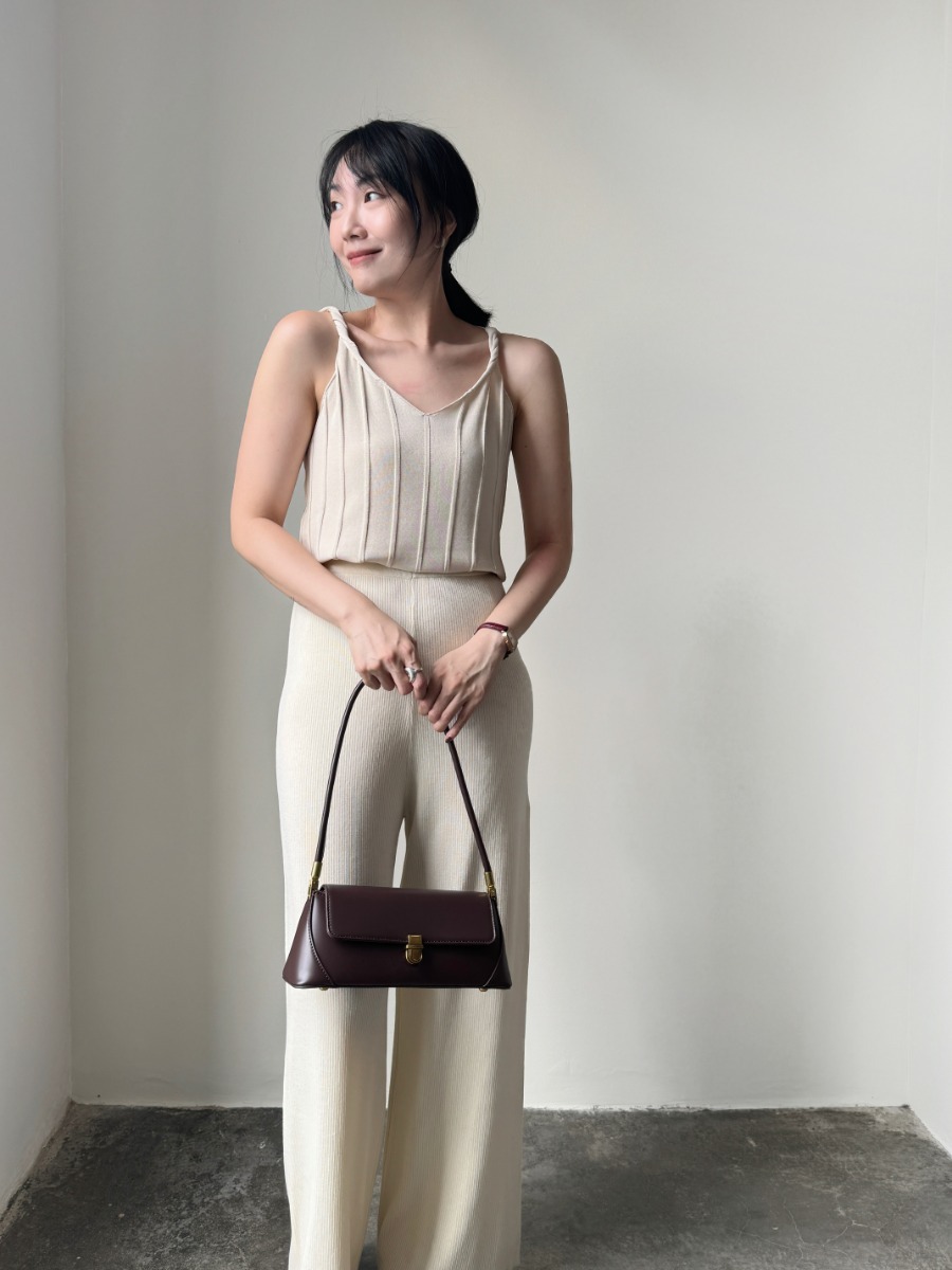 Emmett Twist Knot V-Neck Knit Top-The Black Bow-