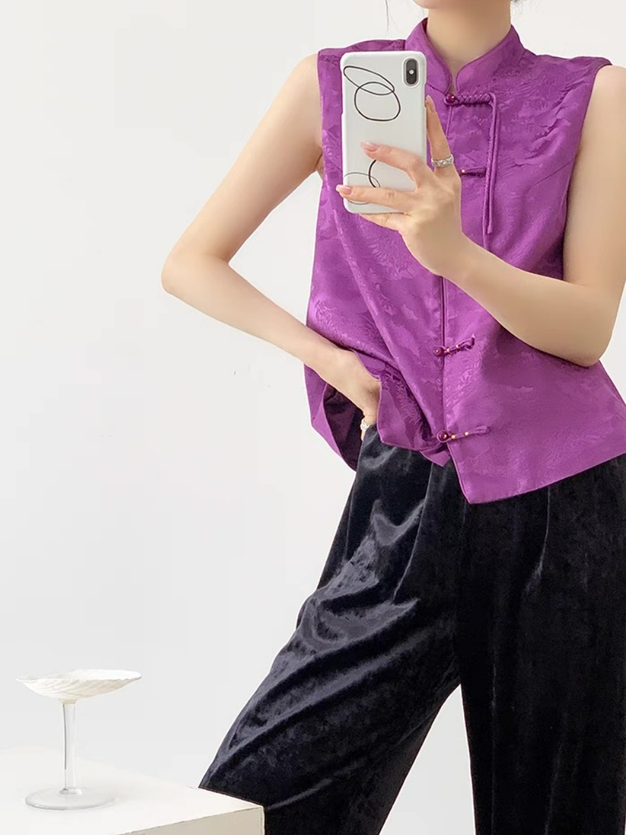 Xin Jie Oriental Vest
