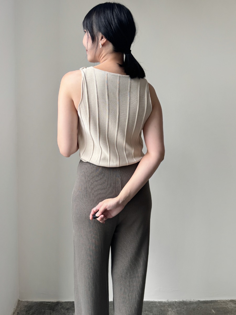 Emmett Twist Knot V-Neck Knit Top-The Black Bow-