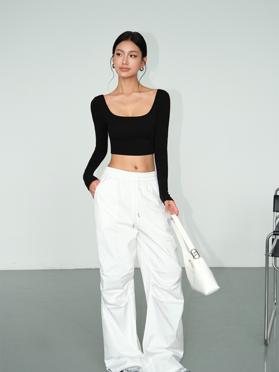 Mazzy Low Back Padded Crop Top-The Black Bow-
