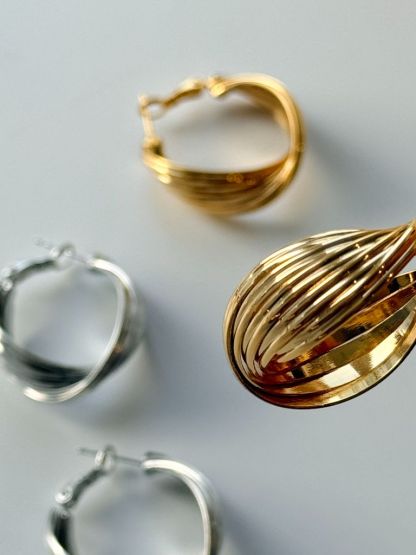 Seo-Yoon Twist Hoop Earrings