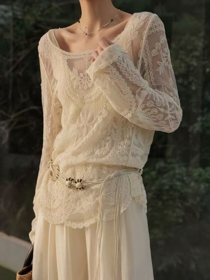 Lizbeth Graceful Embroided Sheer Top