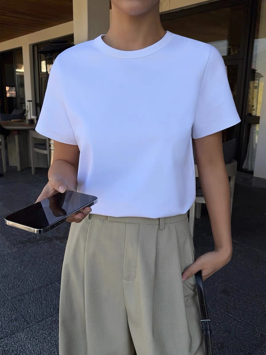 Millie Classic Crew Neck Basic Tee (Discounted-S, M, L size)-The Black Bow-