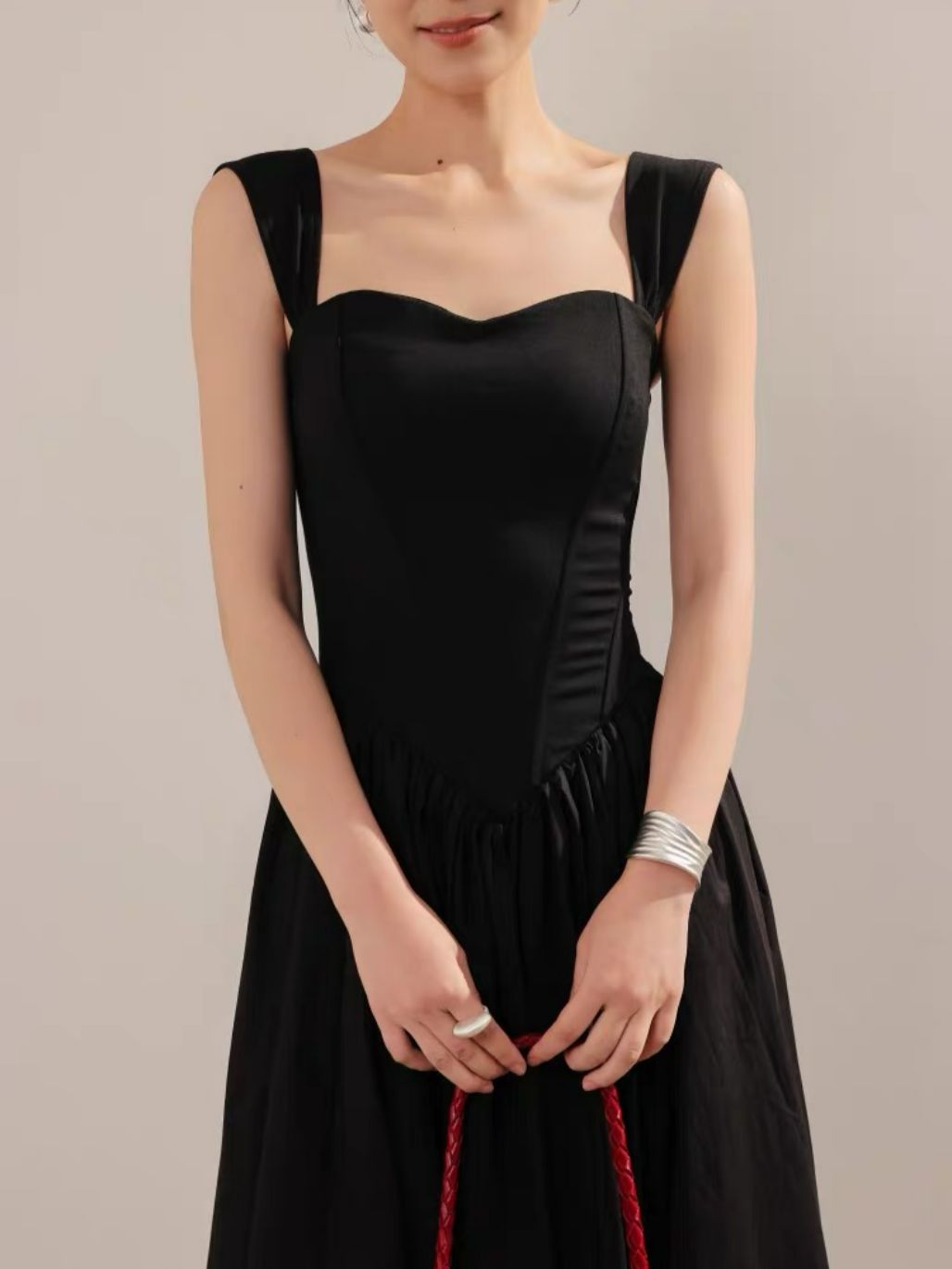 Lyvivi Sweetheart Structured Bodice Evening Gown